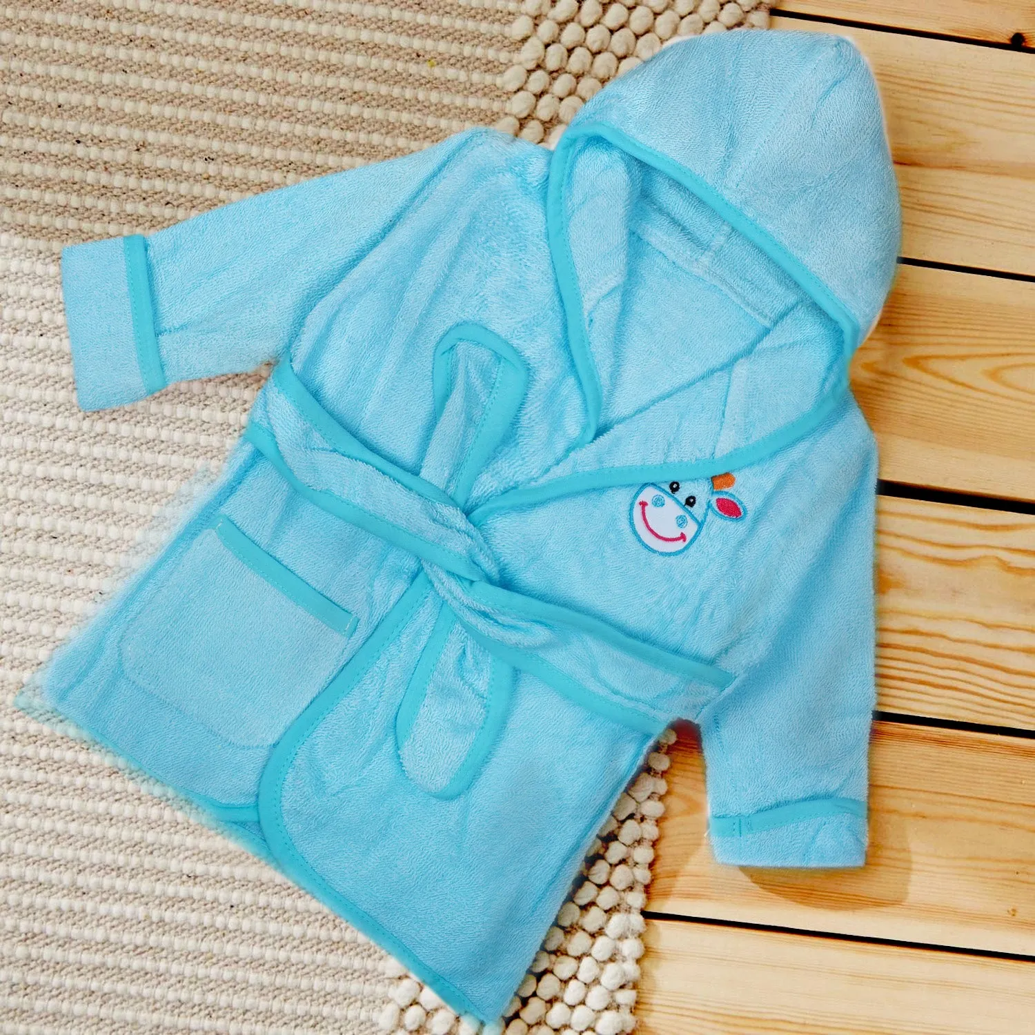 Baby Moo Blushing Cow Embroidered Half Sleeves Bathrobe - Turquoise