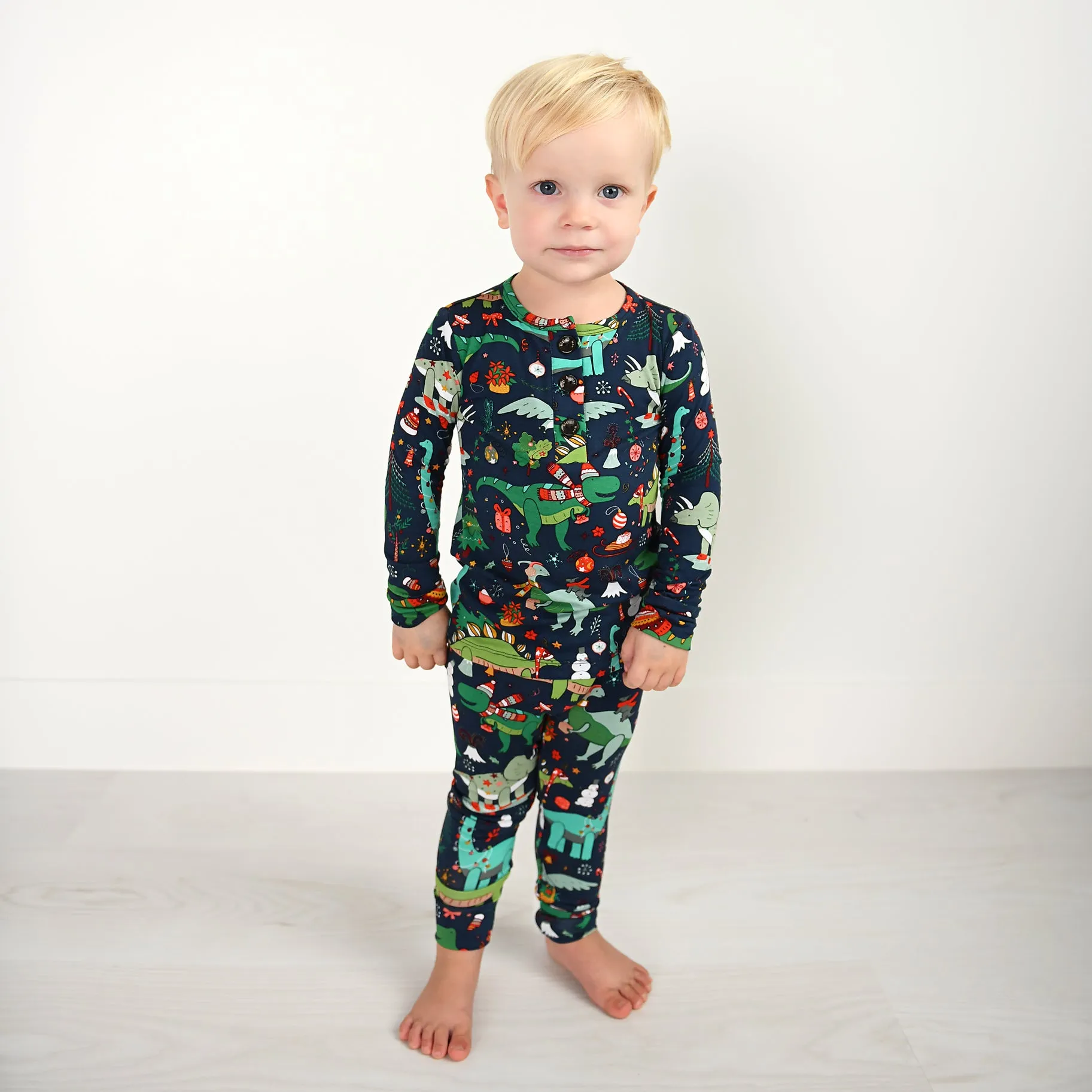 Gigi and Max Dillon Dino 2pc Pajama Set