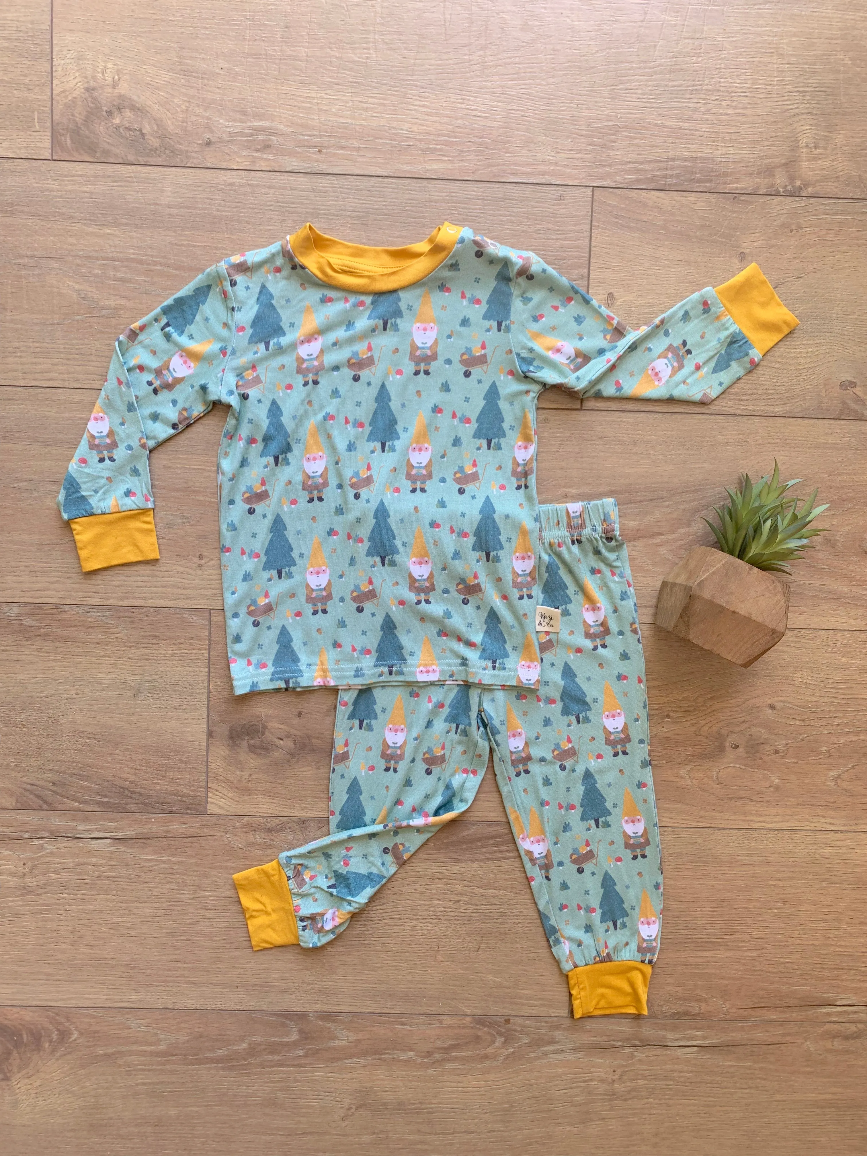 Kozi & Co Garden Gnome L/S Pajama Set with Pants