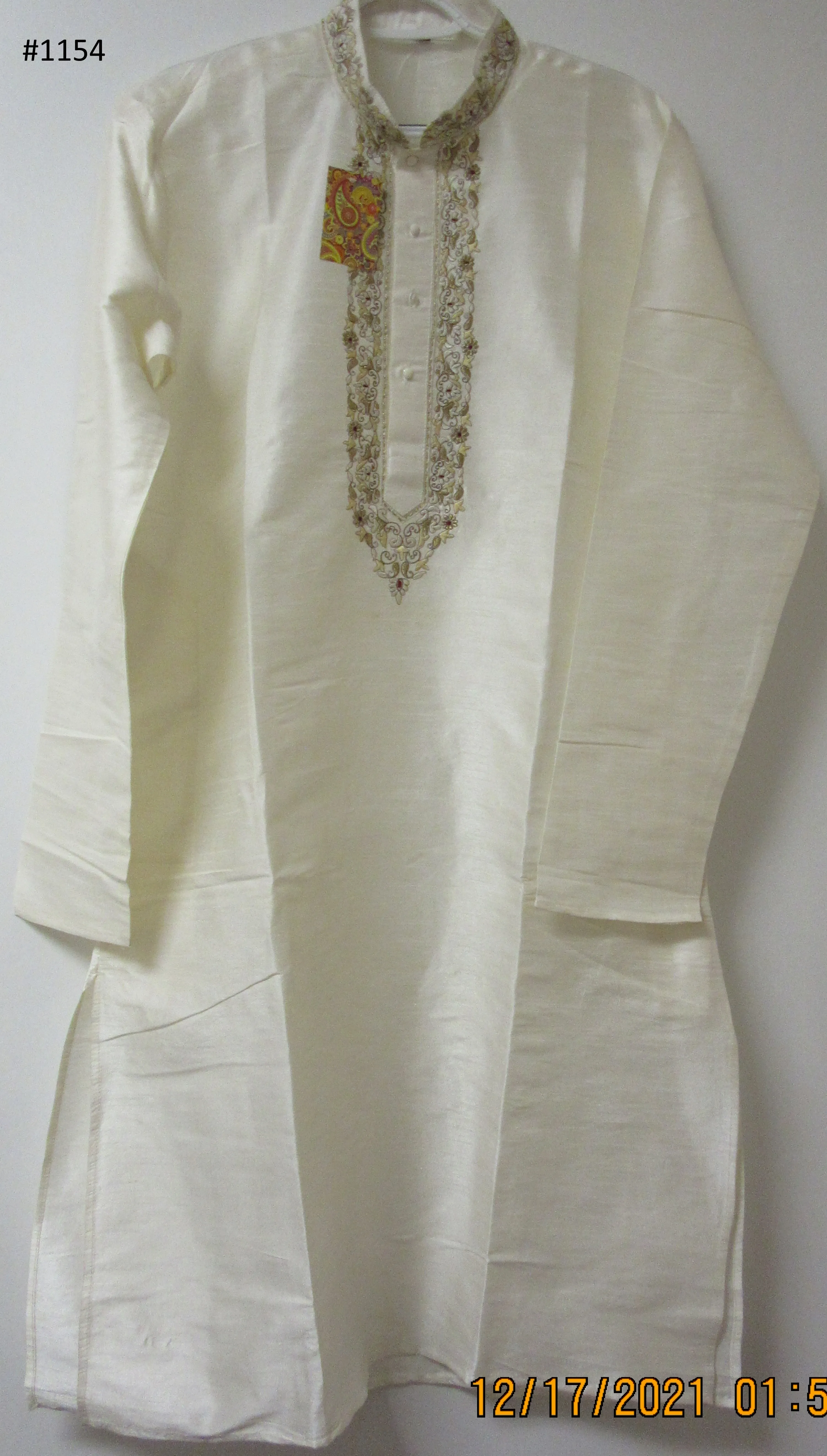 Men's 4581154 Ivory Tussur Kurta Pajama Set Size Medium 38