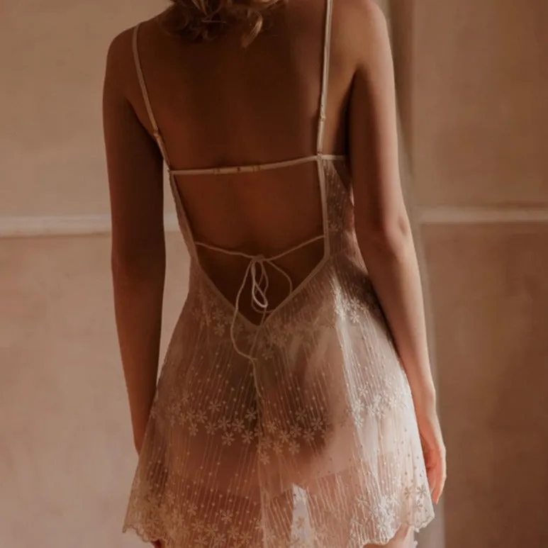 Moria's Embroidery Nightdress