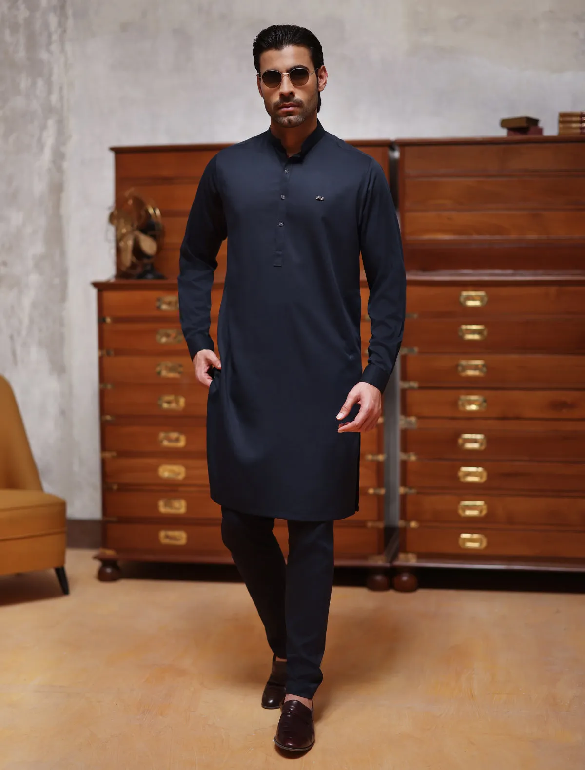 NAVY DESIGNER KURTA PAJAMA