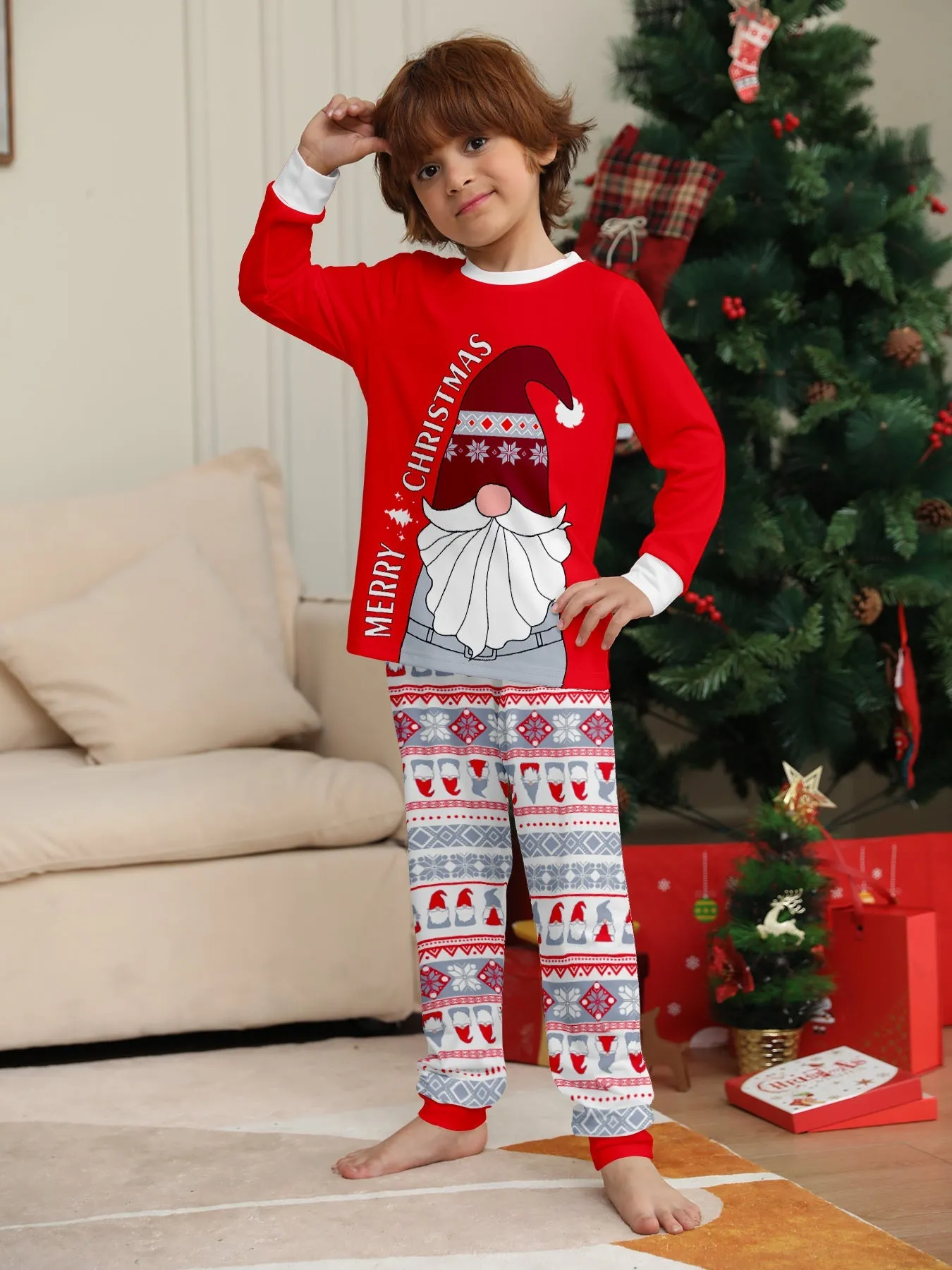 Red Santa Hat Printed Family Matching Christmas Pajamas Sets