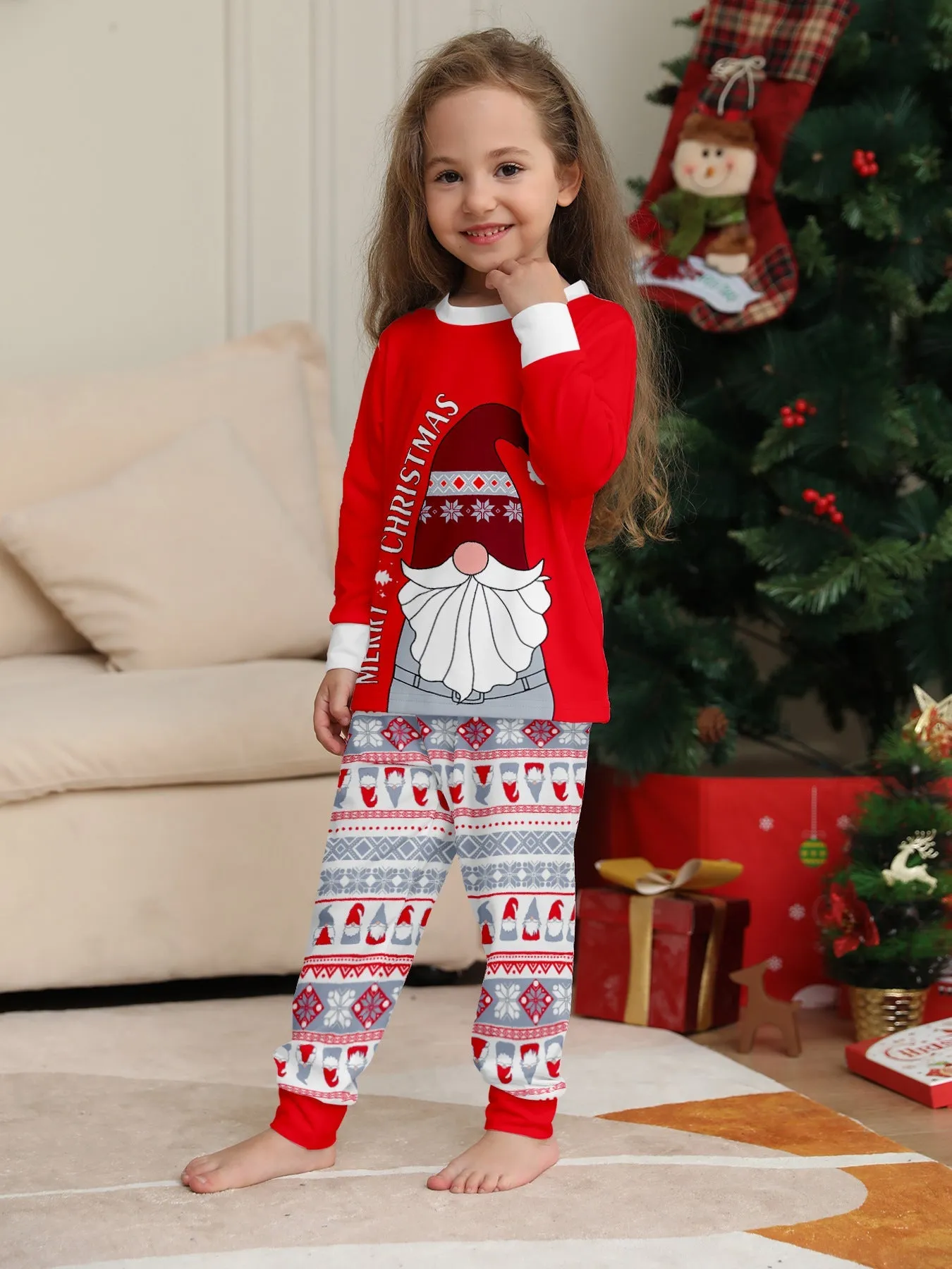 Red Santa Hat Printed Family Matching Christmas Pajamas Sets