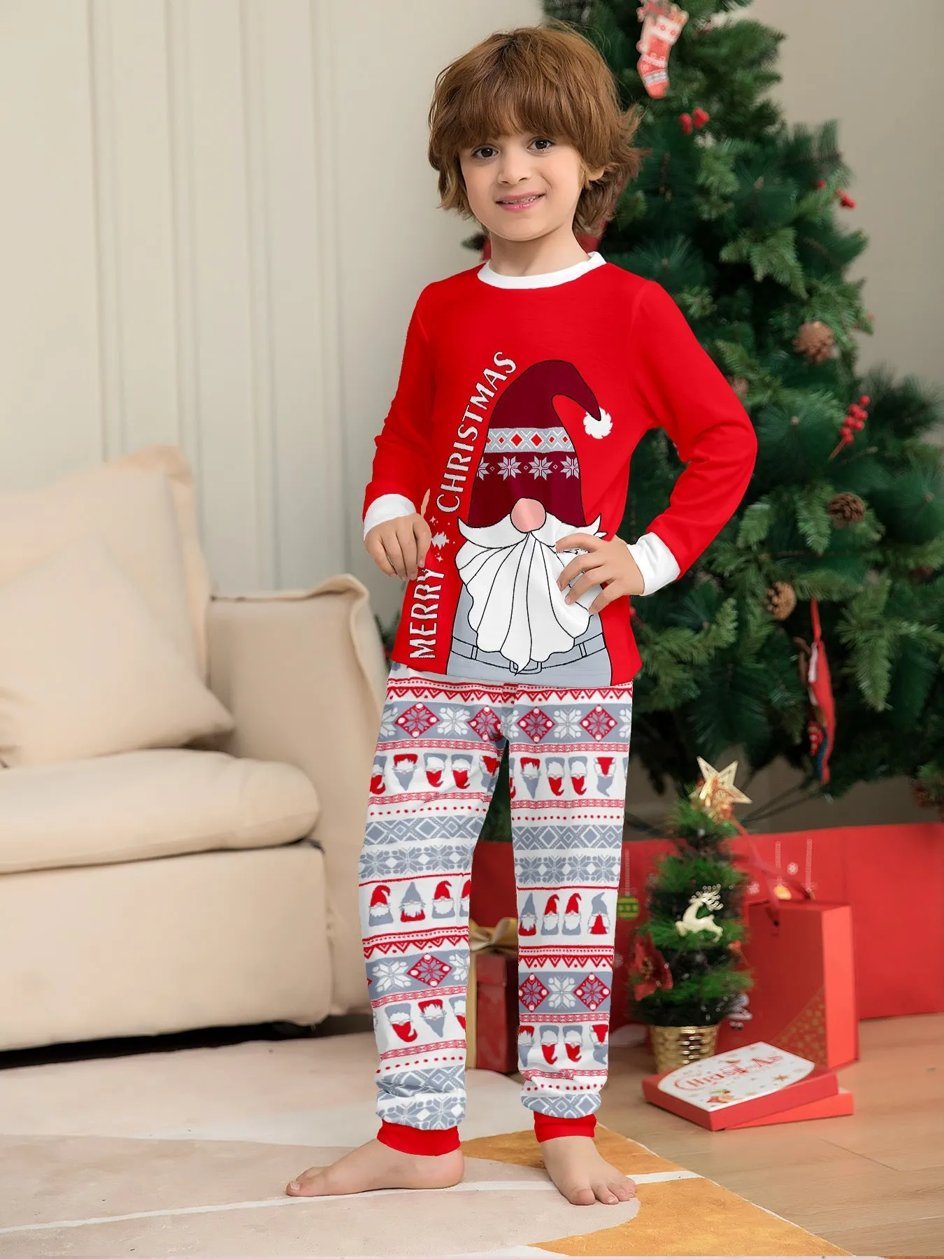 Red Santa Hat Printed Family Matching Christmas Pajamas Sets