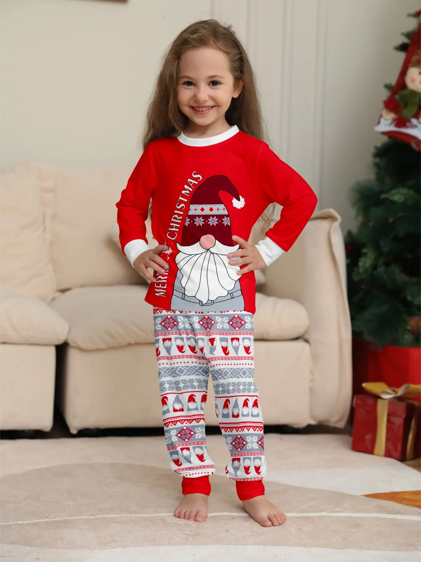 Red Santa Hat Printed Family Matching Christmas Pajamas Sets