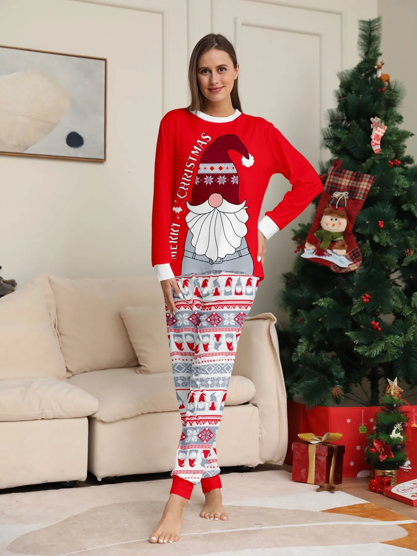 Red Santa Hat Printed Family Matching Christmas Pajamas Sets