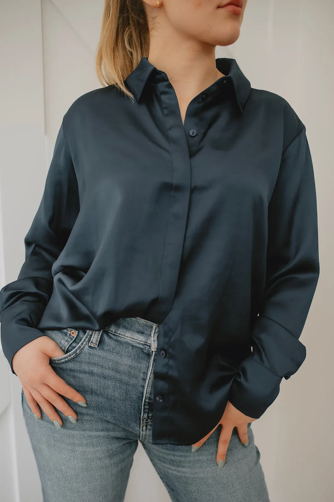 The Oversized Satin Shirt - Navy